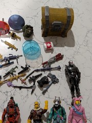 Jazwares Fortnite Lot of Action Figures Weapons Mixed Rare Treasure Chest