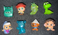 Disney Doorables Mini Figurines Mixed Lot Of 28 Pieces L3