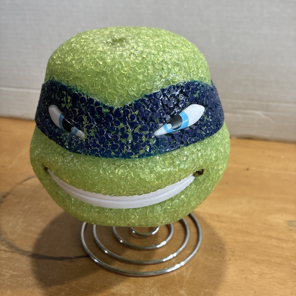 Ninja Turtle Light/Lamp DOES NOT Have The Light And Had The Hole On Top When Got