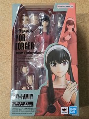 S.H.Figuarts Yor Forger Mother of the Forger Family SpyXFamily