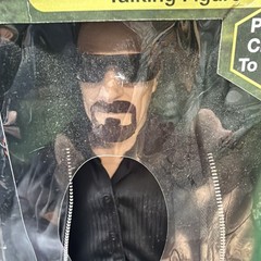 Breaking Bad Heisenberg 17″ Talking Action Figure Doll Walter White NEW