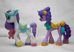 4 Shopkins Happy Places Horse Pony & Unicorn Figures Ringa Bella Rainbow Prancer