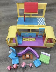 Peppa Pig Transforming Camper Van RV Playset w/ Sounds – 99% Complete Set Toy