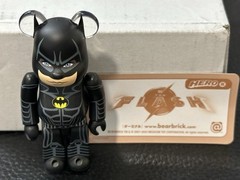 Medicom Toy Bearbrick Series 47 Hero Batman Variant 100% Be@rbrick