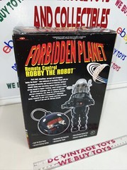 Vintage Trendmasters Forbidden Planet 1999 Remote Control Robby the Robot NEW