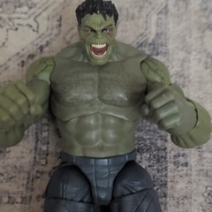 Marvel Hulk & Iron Man Hulkbuster Action Figure Set Green Red Gold Black