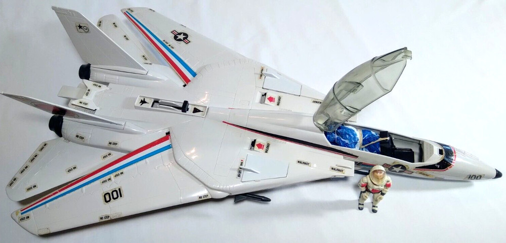 Vintage 1983 GI Joe Skystriker XP14F Combat Jet Ace Figure Helmet Parachute ARAH
