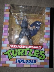 PCS Collectibles – Teenage Mutant Ninja Turtles – Shredder 1:8 Scale Statue