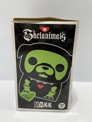 Skelanimals Maxx The Bulldog Glow In The Dark Puppy Dog Vinyl Figure Series 1