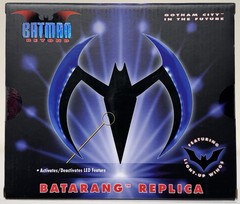 NECA BATMAN Beyond BATARANG Replica Featuring LIGHT UP Wings Gotham City Future