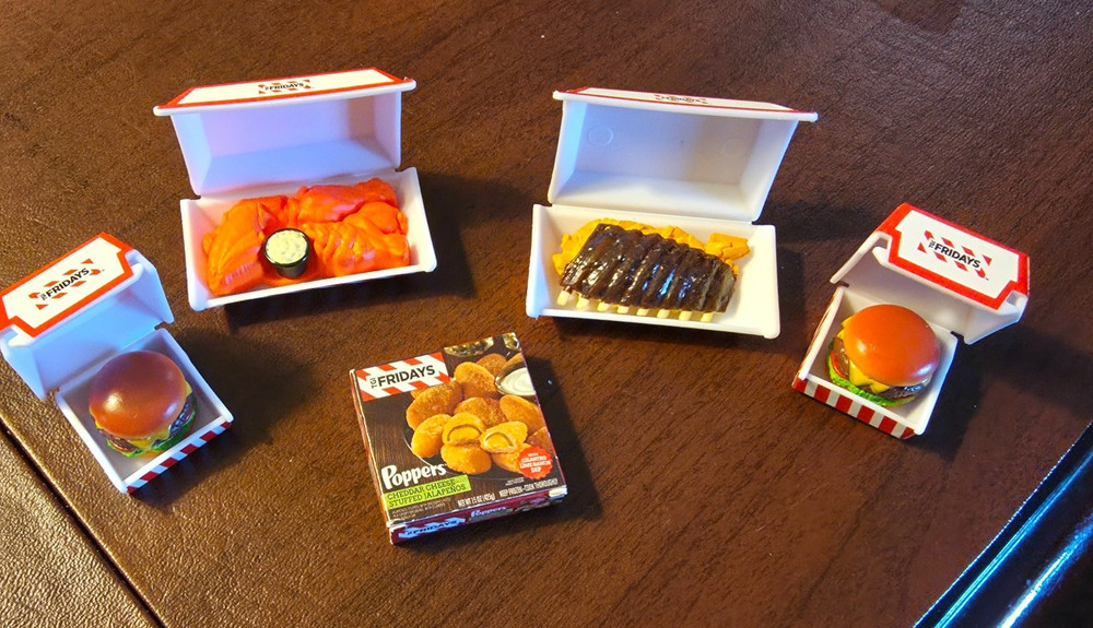 GURU MINI BRANDS FAST FOOD TGI FRIDAYS LOT A 5 PIECE MEALS
