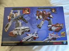 Transformers Street Fighter II x Optimus Prime Ryu vs Megatron M. Bison