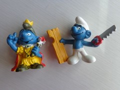 Vintage 1979 large 10″ Stuffed Smurf and 4 Small rubber Smurfs