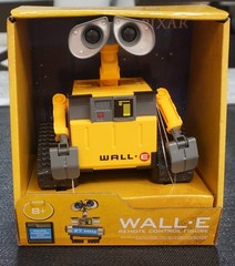 Disney Pixar WALL-E Remote Control Figure 27 MHz RC Robot Toy NIB!!