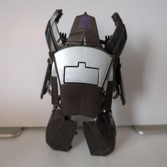 Transformers Figure Lockdown “Lost Age Series” Takara Tomy