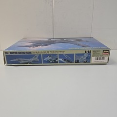 HASEGAWA F-16B Plus Fighting Falcon Plane 1/48 Scale Model Kit NEW Unbuilt 06105