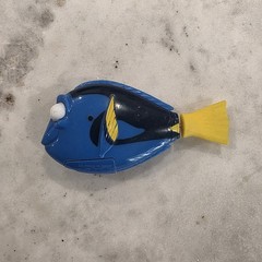 2015 Disney Pixar Finding Dory Swimming Dory – Ultra Rare Robo Fish