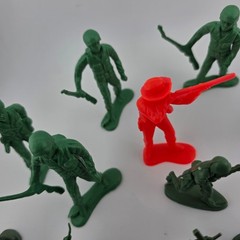 Vintage Army Cowboy Native American Toy Figures Lot 26pcs Green Yellow Red