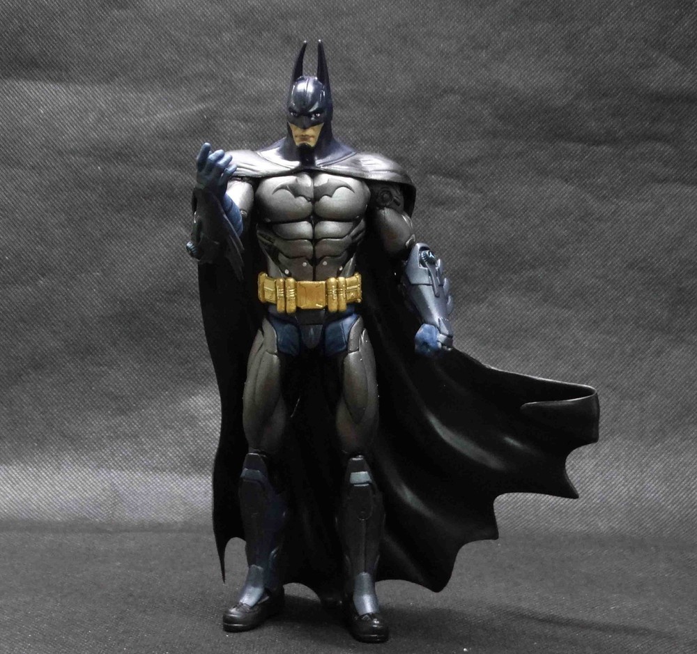 DC Comics Collectibles Arkham Knight Series BATMAN Action Figure #LK90