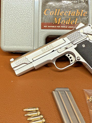 SEIKO Smith & Wesson 945 Eject Toy Gun 1:3 Mini Guns Model Highly Detailed Rare