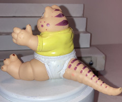 Disney 90s TV Show The Dinosaurs Baby Sinclair Figure 3″