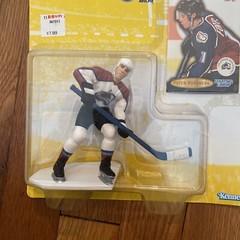 Vtg 1997 NIP Starting LineUp Figure & Card NHL Peter Forsberg Colorado Avalanche