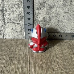 Ultraman Nice Finger Puppet Japanese Sofubi Figure H1.2″/3cm 000402