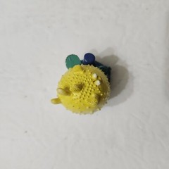 Disney Pixar Finding Nemo Bloat the Blowfish 2″ PVC Figure Cake Topper Yellow
