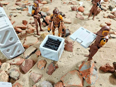 Star wars the clone wars cargo Crate with removable lid & blaster storage insert