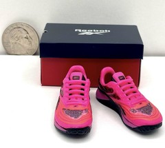 Reebok Sneakers Hat Shirt And Logo Stickers Zuru Sneakers Mini Bands