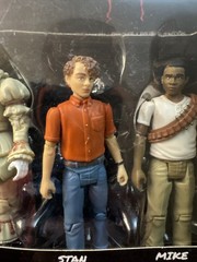 Funko IT Action Figure 3-Pack Pennywise Stan Mike Horror Stephen King Movie Read