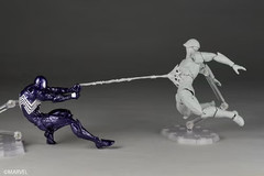 PSL KAIYODO Revoltech Amazing Yamaguchi Symbiote Spider-Man Purple Figure PRE
