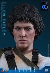 Pre-order Hot Toys MMS894 1/6 Aliens Ellen Ripley Collectible Action Figure