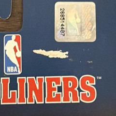 Corinthian Headliners Allen Iverson NBA Philadelphia 76ers Figurine 1997 Boxed