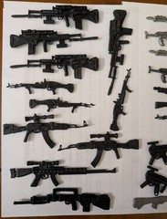 Vintage Mixed Lot GI Joe Army Action Hero Weapons Guns & Knives 50+ Pieces