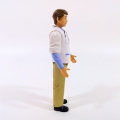 Fisher-Price Loving Family Doctor Action Figure 6″ Stethoscope Articulated