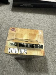 Sealed 2014 AMC’s The Walking Dead Wind Ups GOVERNOR New in Box Bulls I Toy