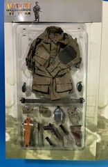 1/6 DRAGON FIGURE LT. SUMMERS PLATOON LEADER WWII 1944 NORMANY 101ST AIRBORNE