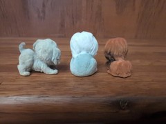 Puppy In My Pocket Lot – 3 Dog Houses & 3 Flocked Puppy Figures 2007 MEG