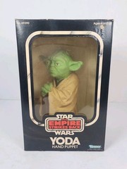 1980 Kenner Star Wars The Empire Strikes Back Yoda Hand Puppet with Box