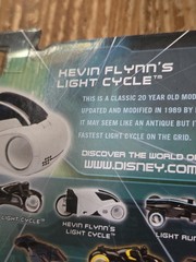 Tron Legacy Kevin Flynn’s Light Cycle 3″ DIECAST Toy Unopened! 2010 Spin Master!