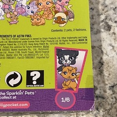 Polly Pockets sparklin pets series 3 new in package sealed dog and cat