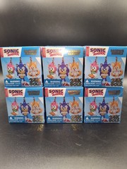 6 pc Sonic the Hedgehog Backpack Hangers Blind Box 24K Gold Edition 1:54 Chance