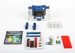 TRANSFORMERS G1 Reissue Soundwave with Buzzaw MISB Free SpeedPAK shipping