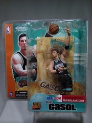 2003 Series 3 Pau Gasol McFarlane NBA Reg Grizzlies Figure Dark Uniform(HOF)