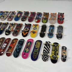 Tech Deck & Hot Wheels Fingerboards Lot of 33 Boards Vintage & Modern!