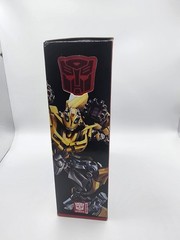 Transformers Studio Series 74 Deluxe Bumblebee Transformers Generations New