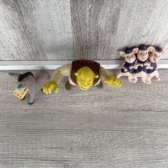 Shrek Toy Fastfood Lot Of 3 Kids Meal Shrek Donkey Three Little Pigs Not Working