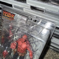Hellboy Movie Deluxe Action Figure Ron Pearlman Moc Gentle Giant 2007 Rare NIP