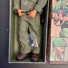 Hasbro GI JOE Sgt Rock Complete Set of 5 WWII 12″ 1/6 Action Figure New in Box